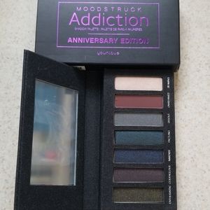 Anniversary Addiction eyeshadow palette